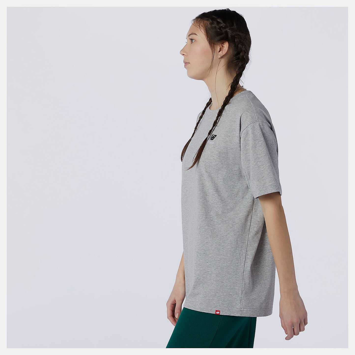 NB Essentials Embroidered Tee | New Balance Clothing - Women / Men