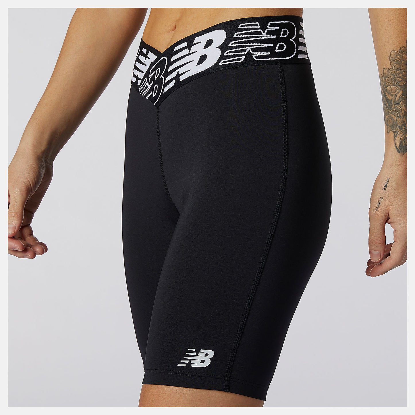 Relentless 8 inch Fitted Short | New Balance Clothing - Women