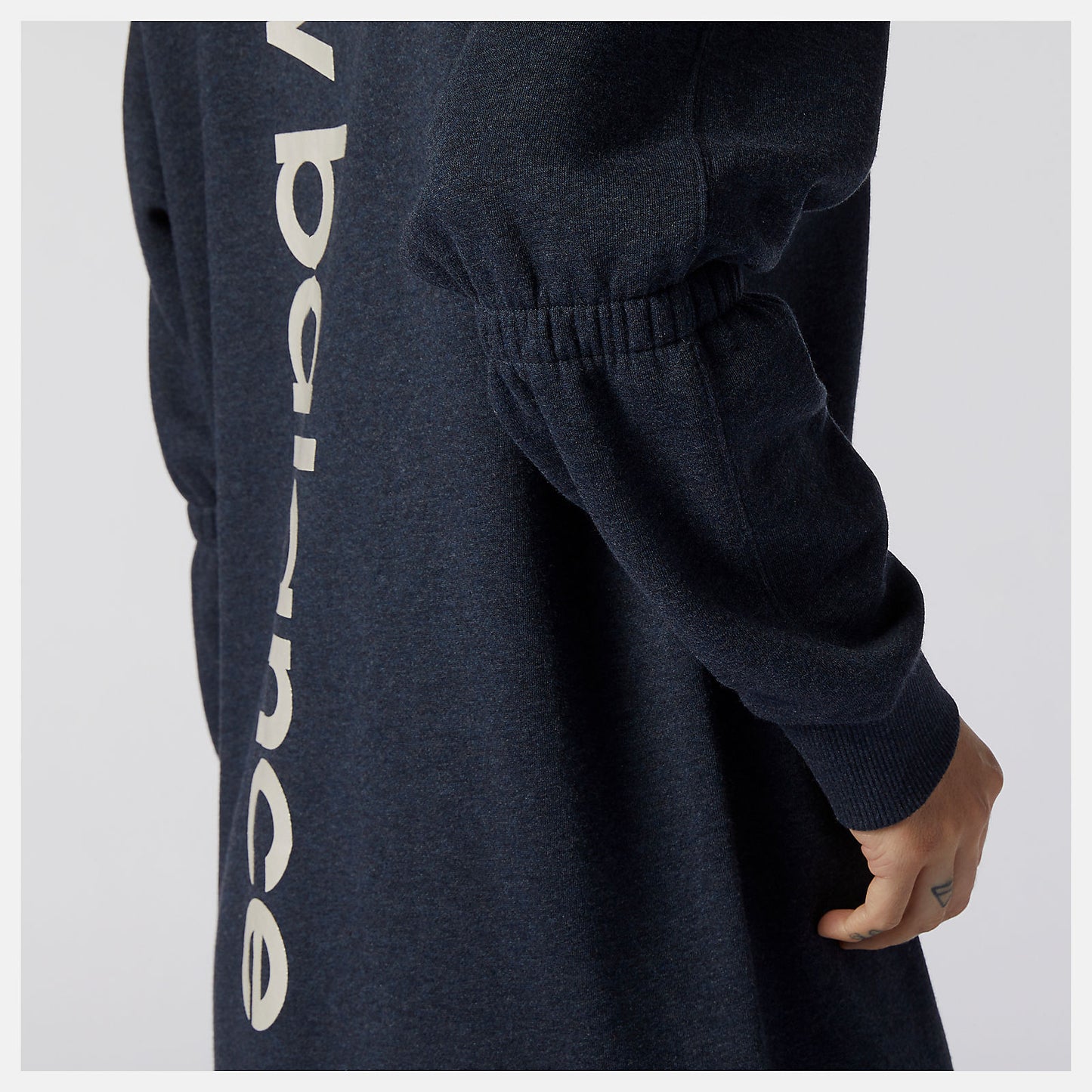 Achiever Crew Sweatshirt | New Balance Clothing - Women