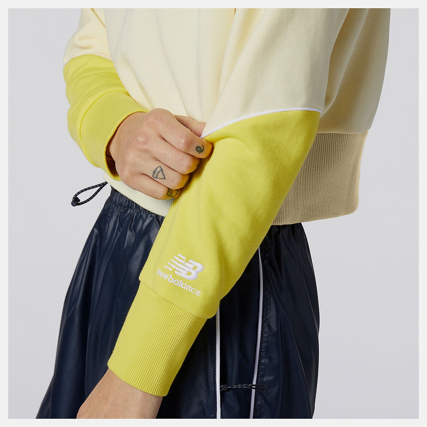 NB Athletics Crew Fleece | New Balance Clothing - Women