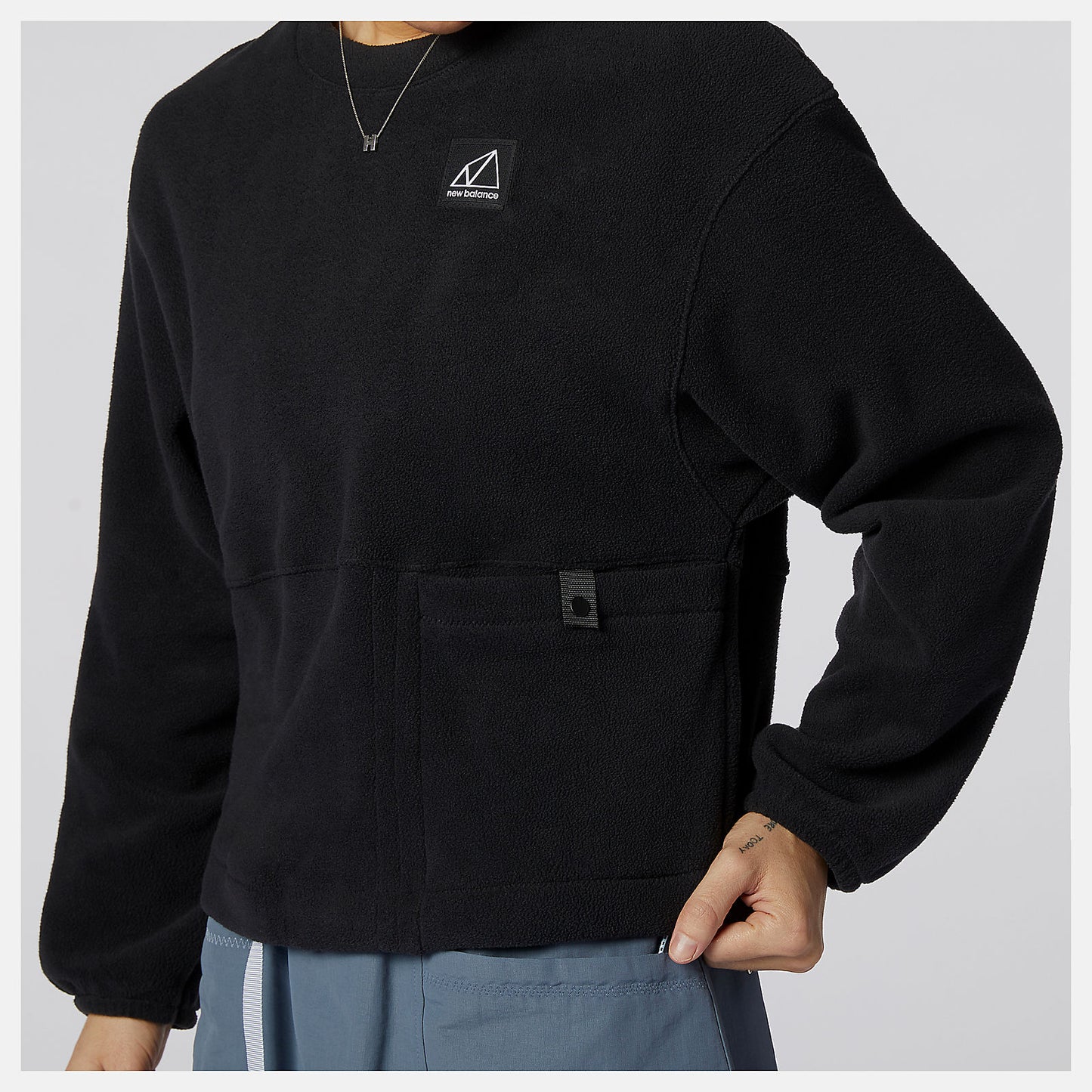 NB All Terrain Pocket Crew Fleece | New Balance Clothing - Women
