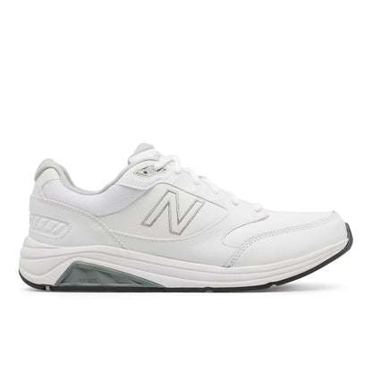 NB WHITE,7,Standard (D)