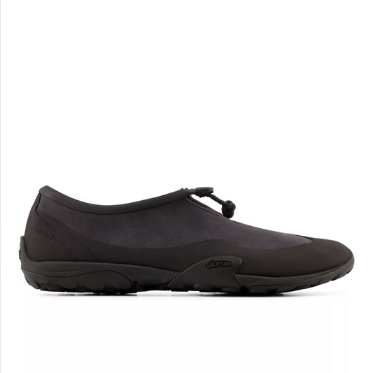 MT10T - New Balance Shoes