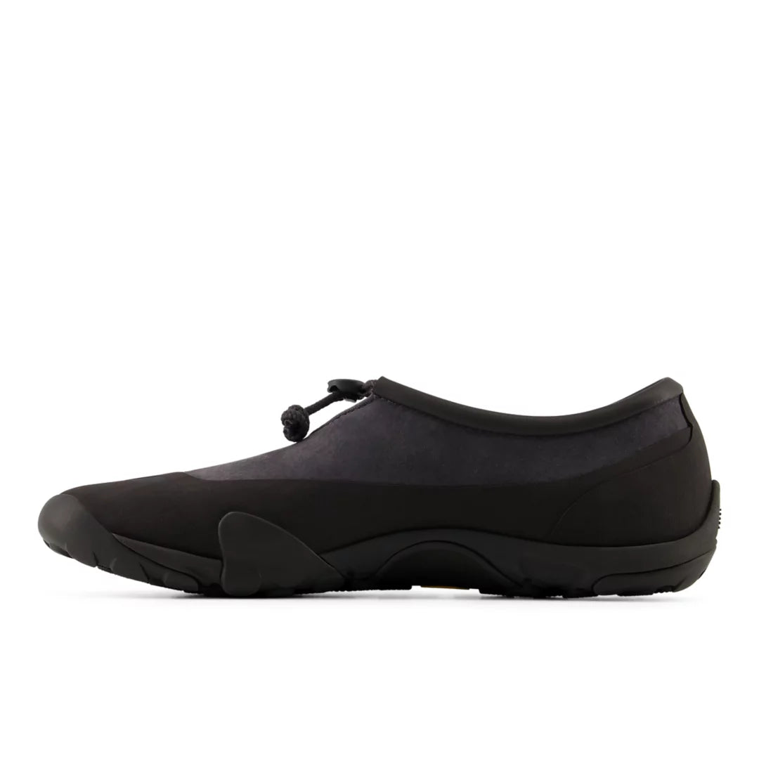 MT10T - New Balance Shoes