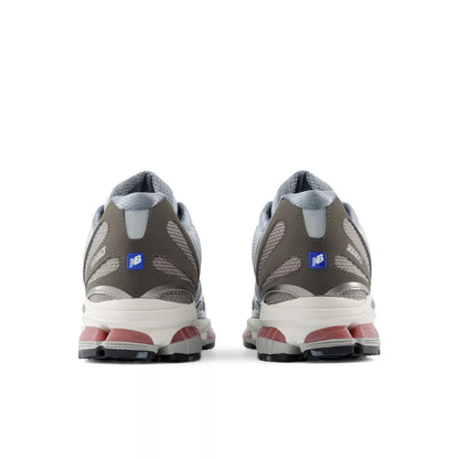 1890 - New Balance Shoes