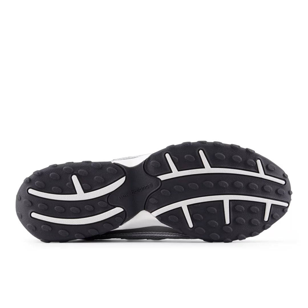 204L - New Balance Shoes