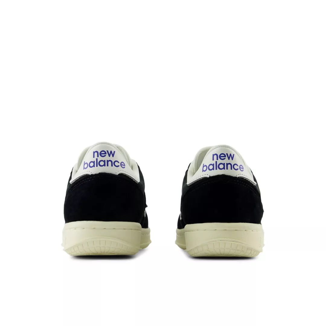 T500 - New Balance Shoes