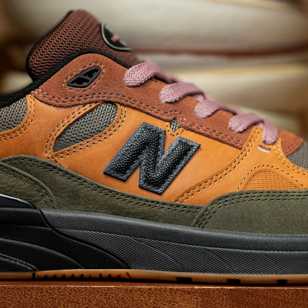 Mike Gigliotti x NB Numeric 933 Reynolds - New Balance Shoes