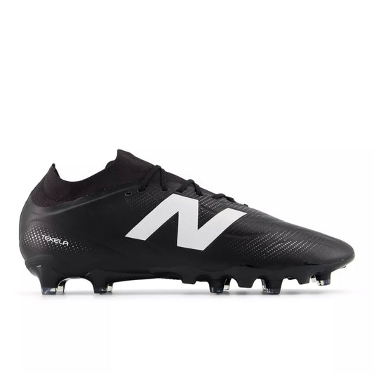 Tekela Team Low Laced FG V5 - New Balance Shoes