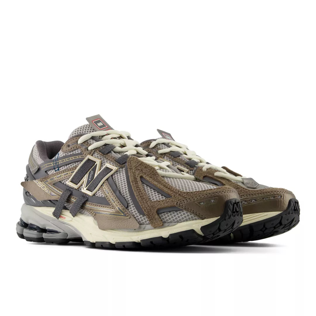 1906A - New Balance Shoes