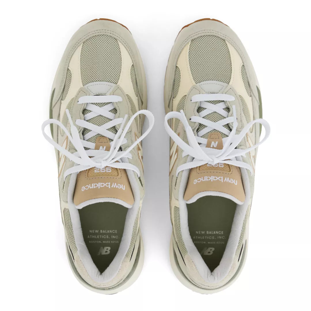 Made in USA 992 - New Balance Shoes