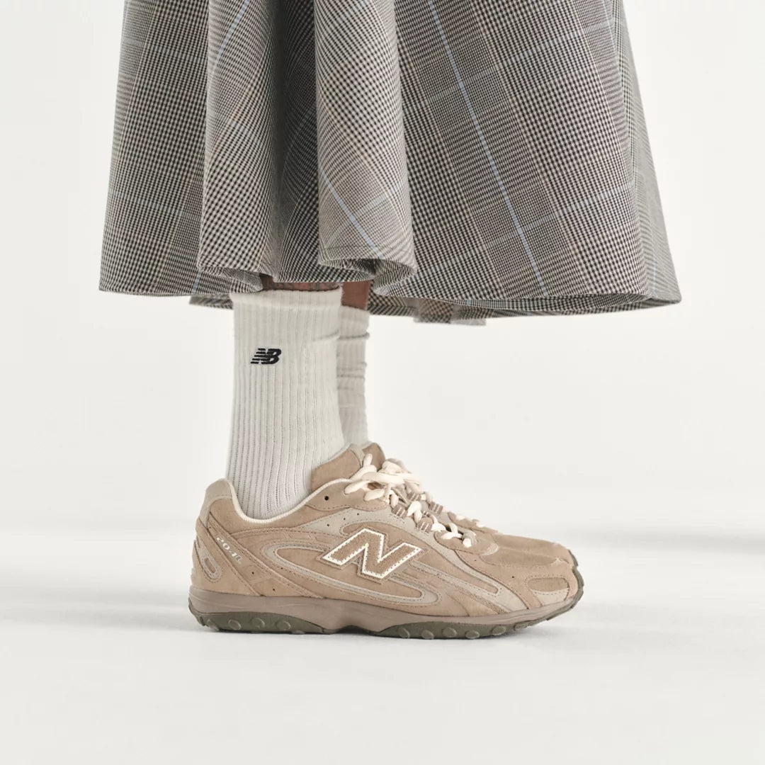 204L - New Balance Shoes