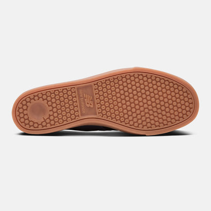 AM55 | New Balance Shoes - Women / Men