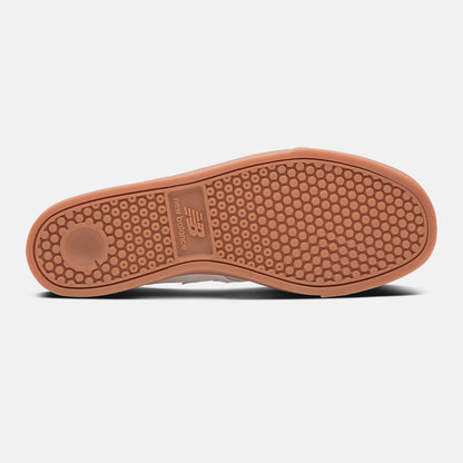 AM55 | New Balance Shoes - Women / Men