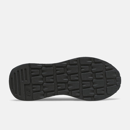 57/40 | New Balance Shoes - Men