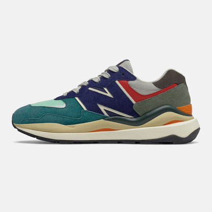 57/40 | New Balance Shoes - Men