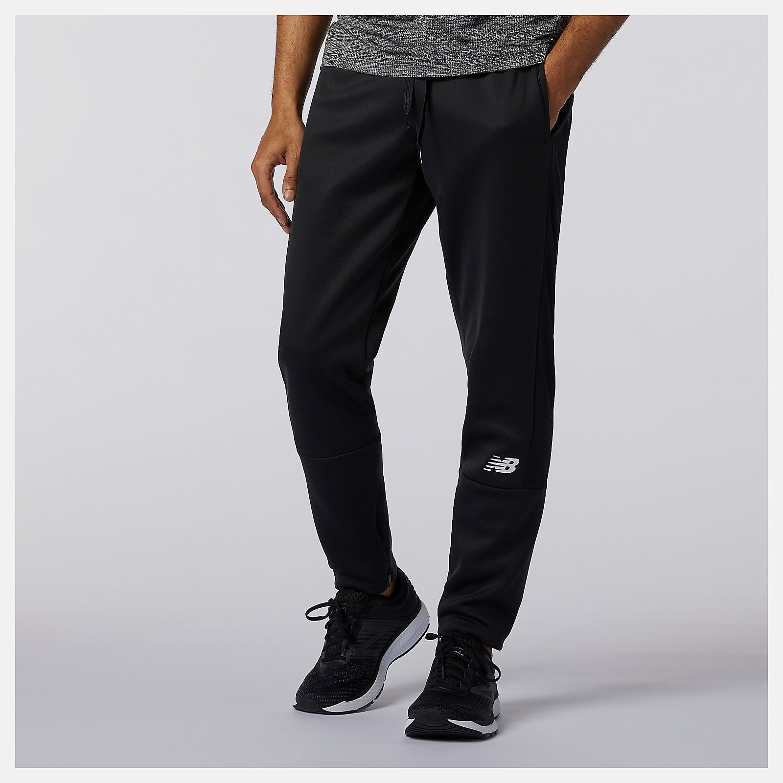 New Balance US - Tenacity Knit Pant