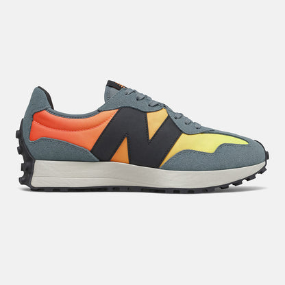 327 | New Balance Shoes - Women / Men
