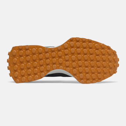 327 | New Balance Shoes - Women / Men
