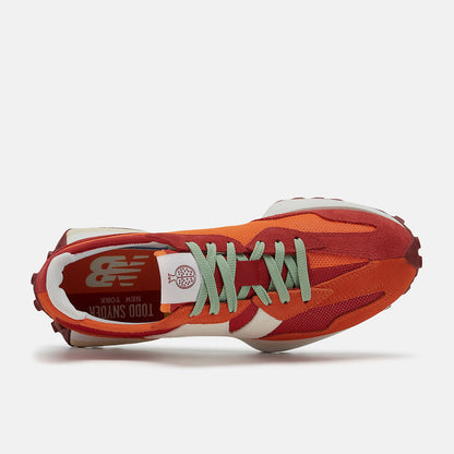 327 | New Balance Shoes - Women / Men