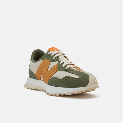 327 | New Balance Shoes - Women / Men