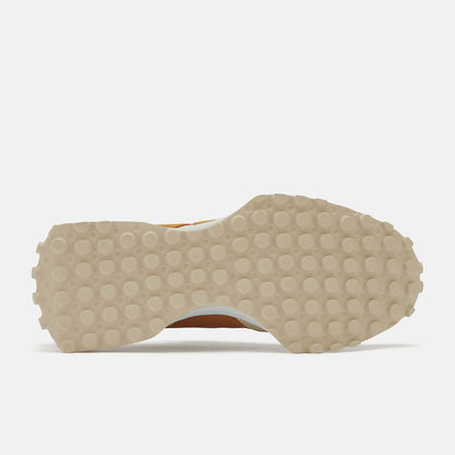 327 | New Balance Shoes - Women / Men