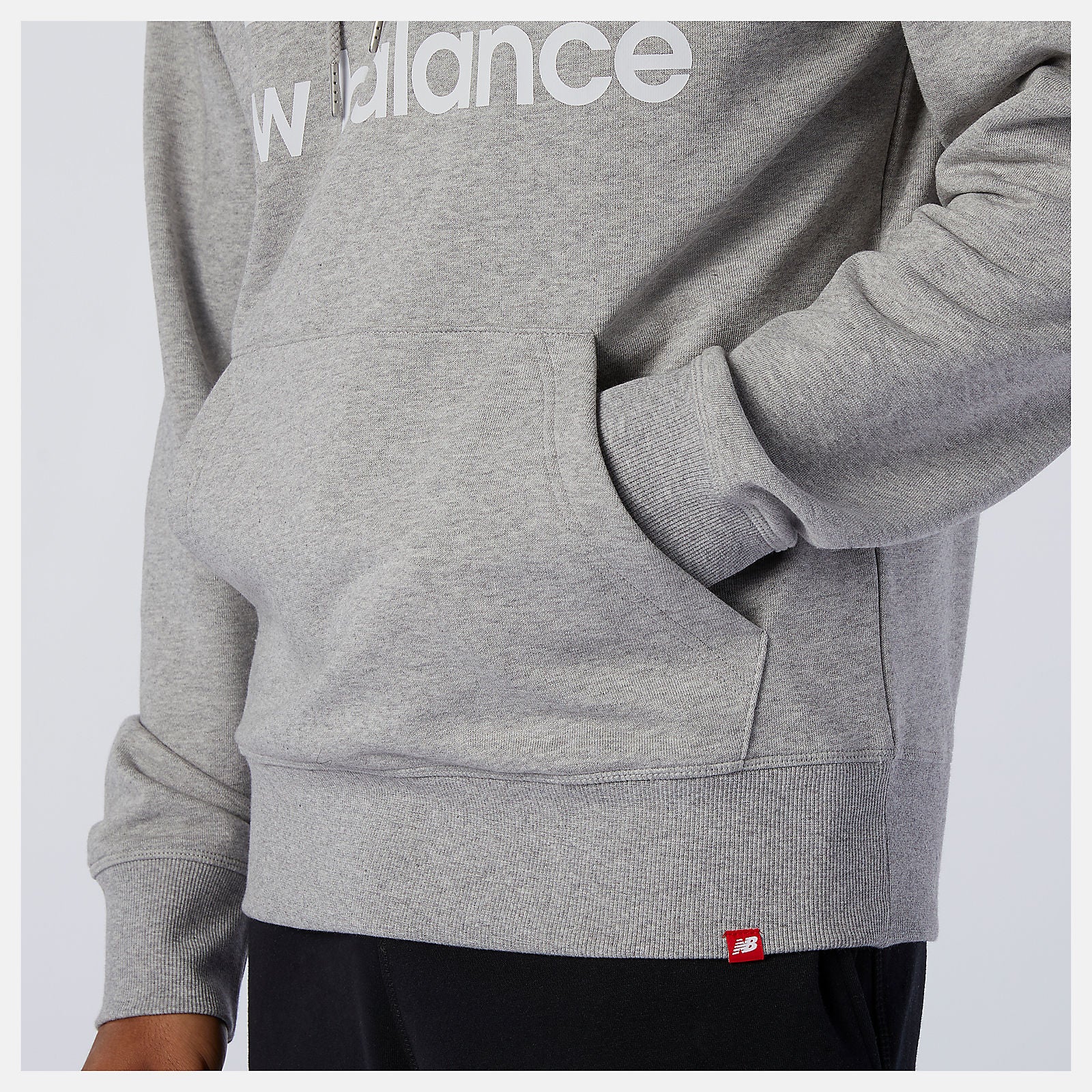 New Balance Online - NB Essentials Stacked Logo Po Hoodie