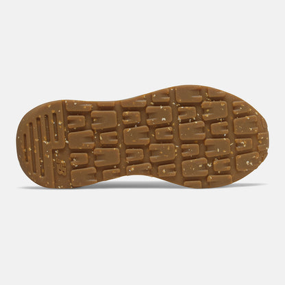 57/40 | New Balance Shoes - Women