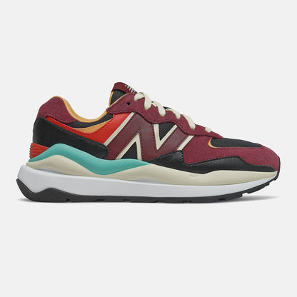 57/40 | New Balance Shoes - Women