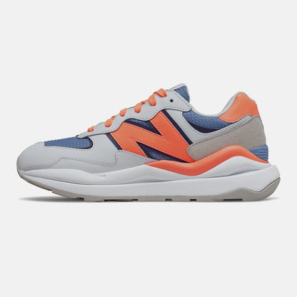 57/40 | New Balance Shoes - Women