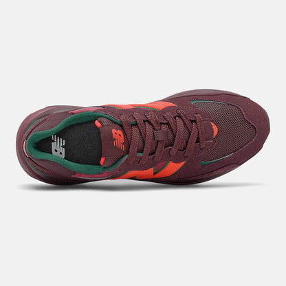 57/40 | New Balance Shoes - Women