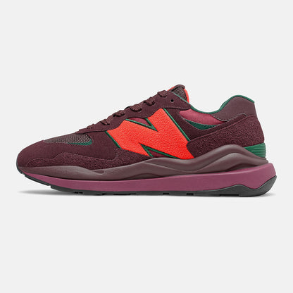 57/40 | New Balance Shoes - Women