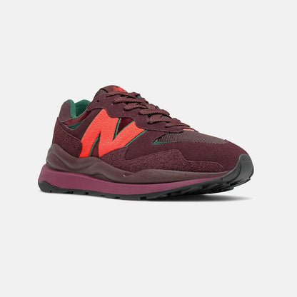 57/40 | New Balance Shoes - Women