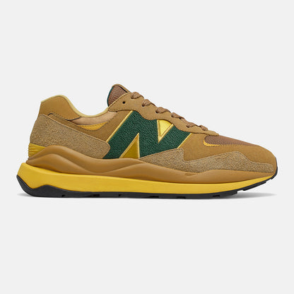 57/40 | New Balance Shoes - Women