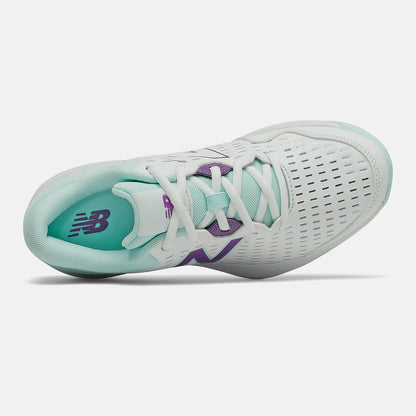 696v4 | New Balance Shoes - Women