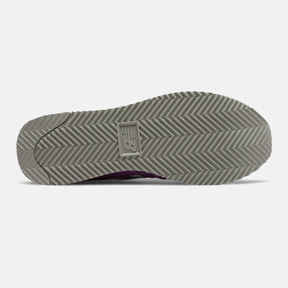 720 | New Balance Shoes - Women