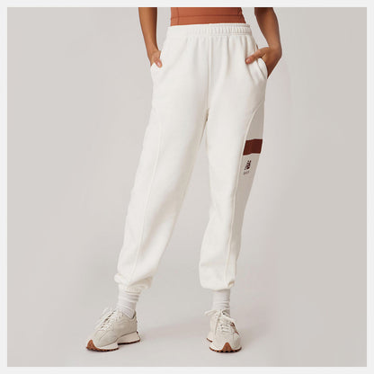 Bandier Fleece Jogger | New Balance Clothing - Women