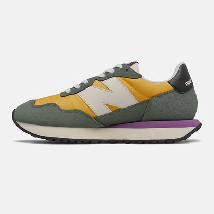 237 | New Balance Shoes - Women