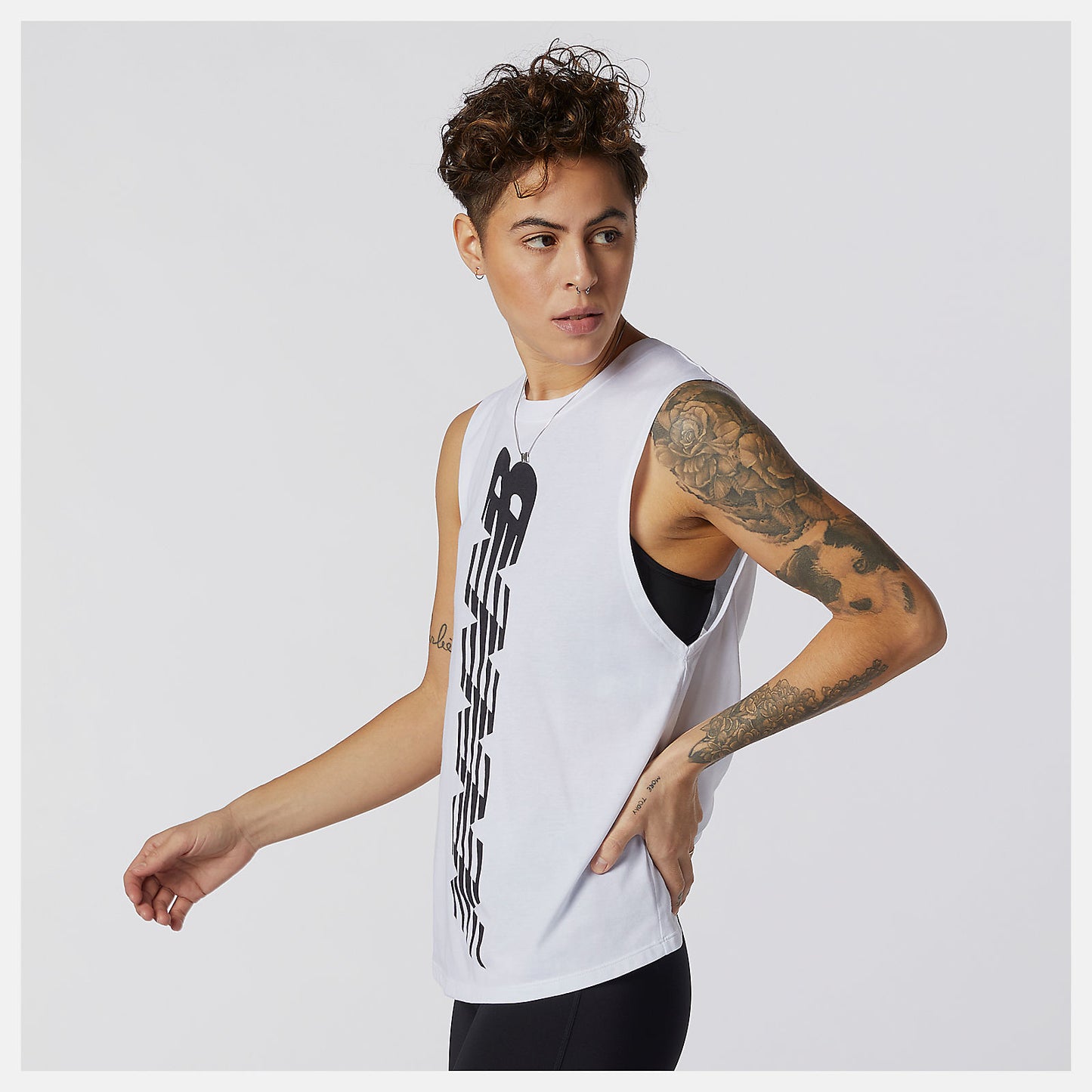 New Balance Online - Relentless Cinched Back Graphic Tank