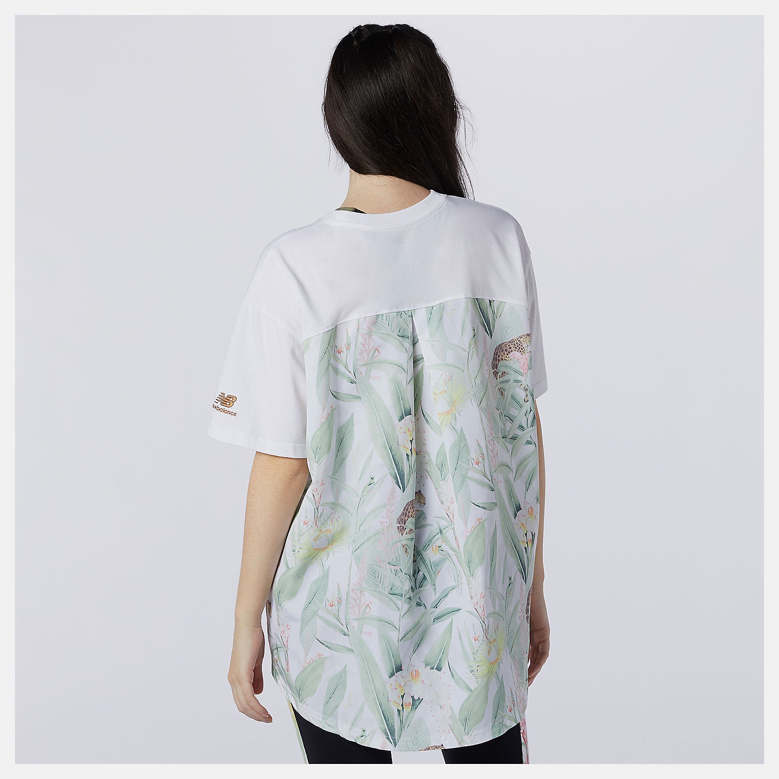 New Balance US - NB Essentials Botanical Knit Woven Mix Tee