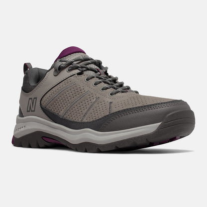 1201 | New Balance Shoes - Women