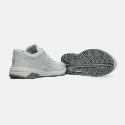 813 | New Balance Shoes - Women